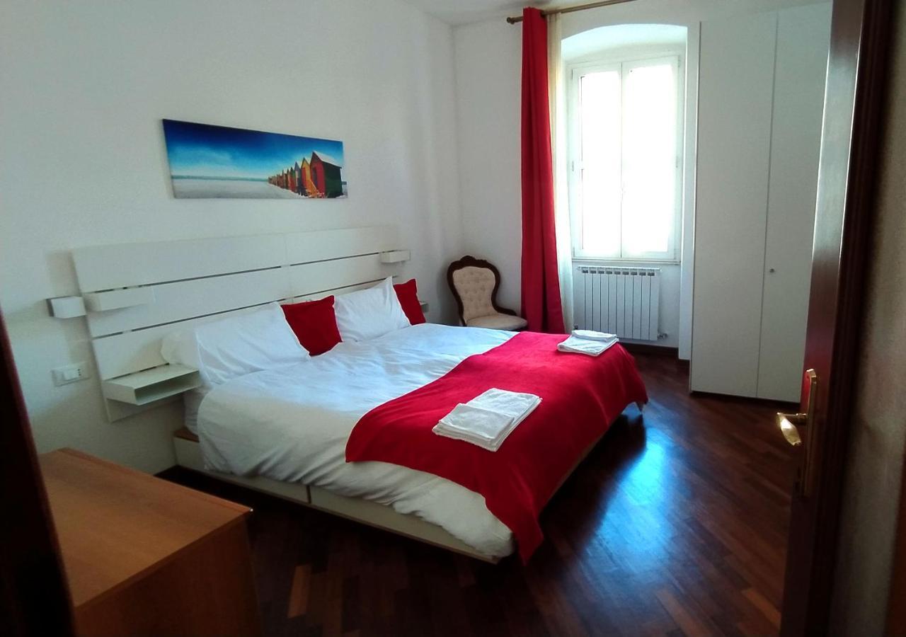 Stanza Con Bagno Ed Accesso Privati Hotel Trieste Eksteriør billede